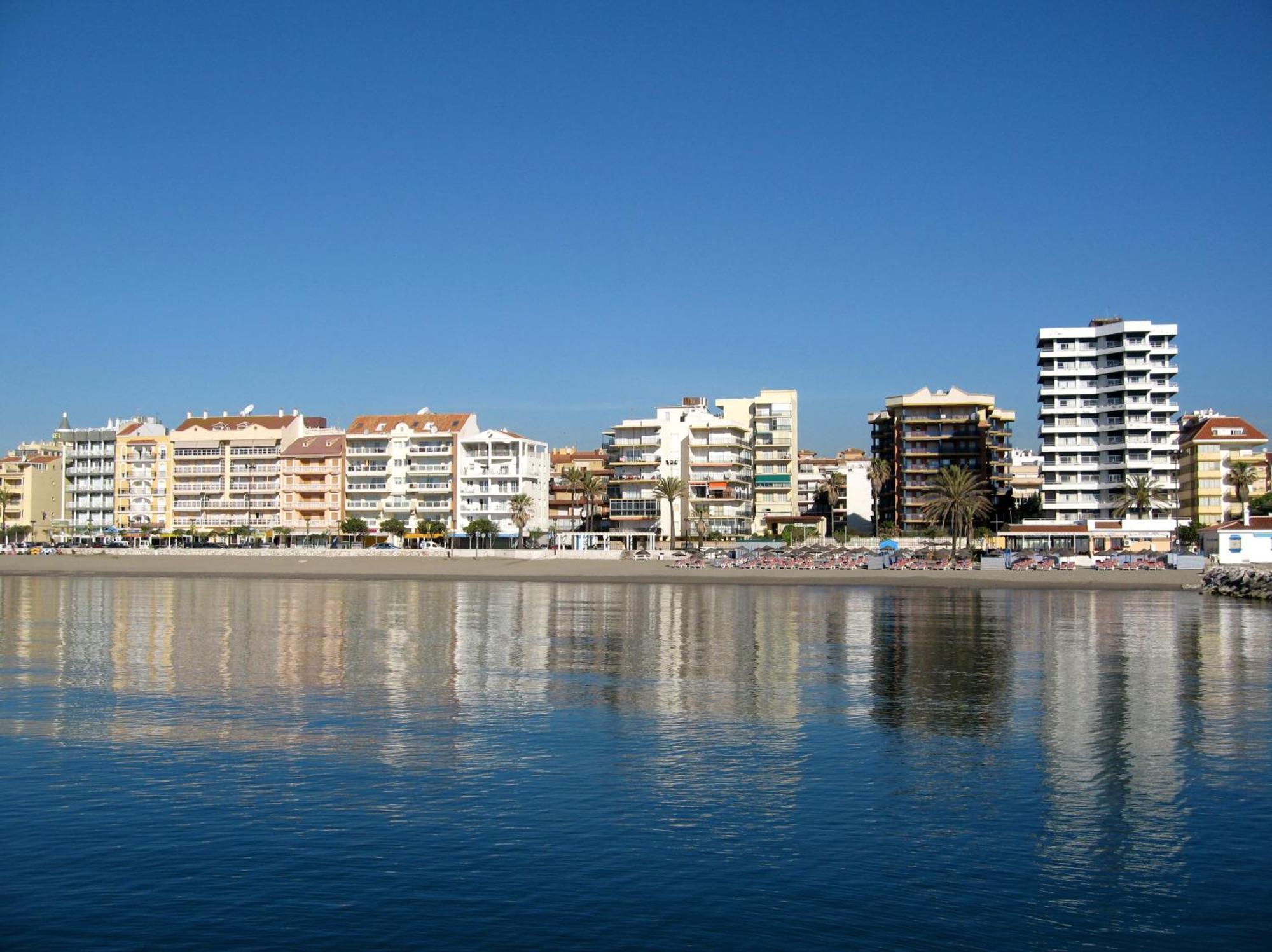 Apartment Calle Larga Fuengirola Eksteriør billede